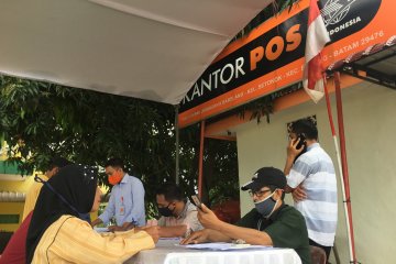 Warga pulau penyangga Batam terima BLT