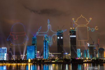 Pertunjukan cahaya menyambut peringatan pembentukan Zona Khusus Shenzhen