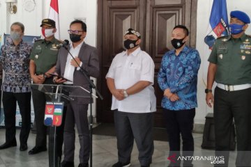 Pemkot Bogor berlakukan PSB mikro dan komunitas selama dua pekan.