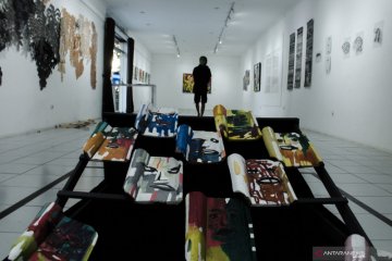 Pameran seni corRUPTure