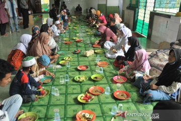 TRADISI 10 MUHARRAM DI PALEMBANG