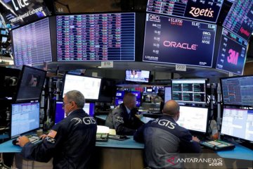 Wall Street dibuka lebih tinggi, saham teknologi lanjutkan penguatan