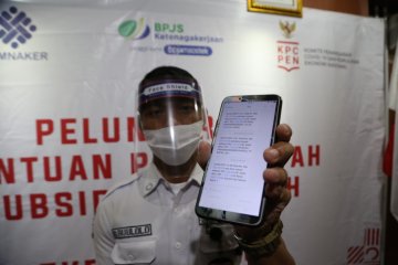 Penerima BSU Surabaya gunakan bantuan untuk kebutuhan sehari-hari