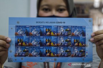 Penjualan perangko edisi COVID-19 di Bandung