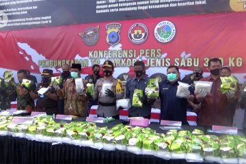 Empat tersangka pemasok 300kg narkoba diancam hukuman mati