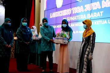 Gerakan 3 juta masker resmi diluncurkan di Sumbar