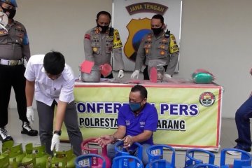 Polrestabes Semarang tangkap pengoplos gas elpiji