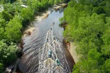 Taman Nasional Zamrud, 4 pulau mengapung di atas ladang minyak