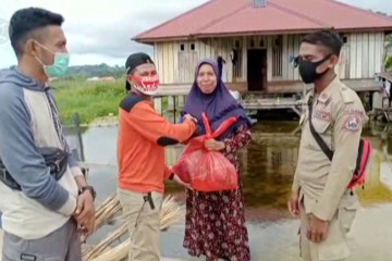 BPBD salurkan bantuan kepada warga terdampak banjir di Pulau Taliabu