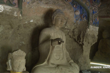 Menjelajahi gua berusia 1.500 tahun di Liaoning, China timur laut