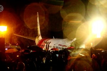 Pesawat repatriasi India kecelakaan, 17 korban tewas