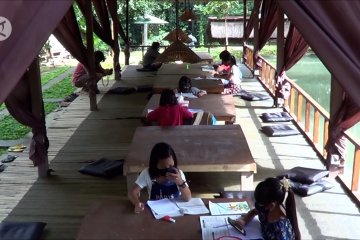Rumah makan di Bali berikan wifi gratis untuk pelajar