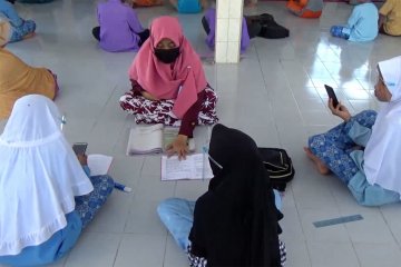 Rumah Ibadah Digital di Padang bantu siswa belajar daring