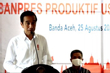 Presiden bagikan banpres kepada 220 pelaku UMKM di Aceh