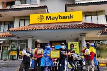 Lawan Covid-19, Maybank bantu komunitas ojek difabel di Yogyakarta