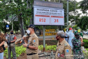 Jakarta Timur pampang pergerakan kasus COVID-19 di ruang publik