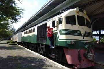 Balitbanghub gandeng universitas kembangkan perkeretaapian Indonesia