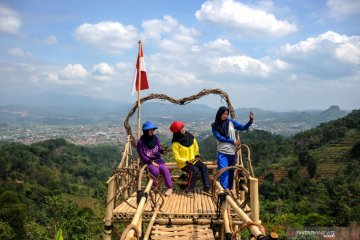 Obyek wisata upaya swadaya masyarakat desa