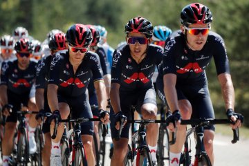 Pinot dan Bernal masih mengintai setelah empat etape Tour de France