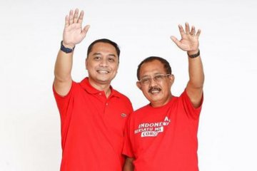 Pasangan Bacawali Eri-Armuji daftar ke KPU Surabaya 4 September