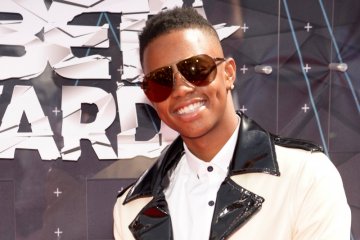 Menerobos masuk rumah orang bawa senjata, rapper Silento ditahan