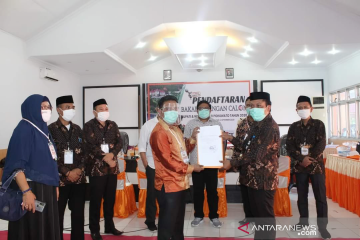 Dua bapaslon perseorangan resmi mendaftar Pilkada Pohuwato