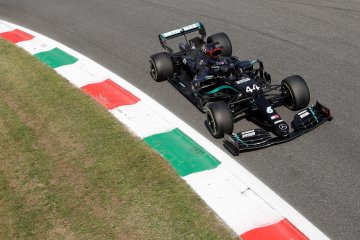 Duet Mercedes belum terkalahkan di FP2 Grand Prix Italia