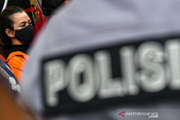 Polisi kejar pemasok sabu-sabu Reza Artamevia