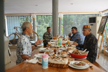Aceh beri contoh baik pada warga terapkan protokol, sebut gubernur