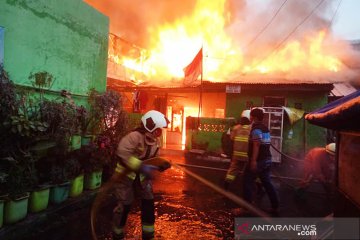 Sepuluh rumah terbakar di Bali Mester Jakarta Timur