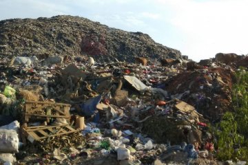 Sampah rumah tangga dominasi buangan sampah di Makassar