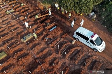 Wagub DKI minta warga tak khawatirkan ketersediaan makam COVID-19