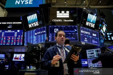 Wall Street berakhir naik tajam, Indeks Nasdaq melonjak 152,10 poin