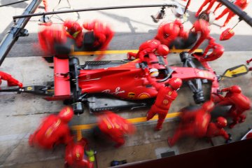 Ferrari gunakan livery spesial untuk rayakan GP ke-1000 di Mugello