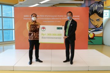 SMBC Group donasikan Rp1,3 miliar kepada PDUI untuk tangani COVID-19