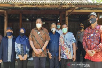 Rachmat Gobel minta Pemkab Kulon Progo bangun rute ekonomi baru