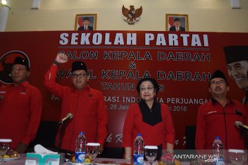 Sekolah Partai PDIP Gembleng 212 Cakada dengan materi Pancasila