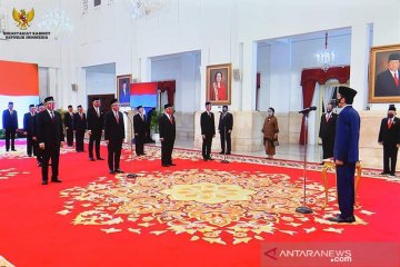 Presiden Jokowi lantik 20 duta besar Indonesia untuk negara sahabat