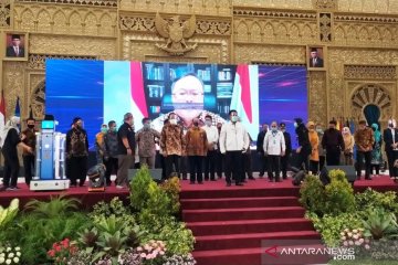 Menristek luncurkan robot KECE generasi kedua buatan Unesa