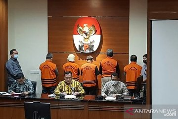 KPK perpanjang penahanan lima tersangka kasus subkontraktor fiktif