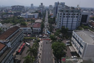 Penutupan jalan protokol di Bandung
