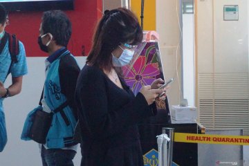 Pemeriksaan e-HAC di pelabuhan Sri Bintan Pura