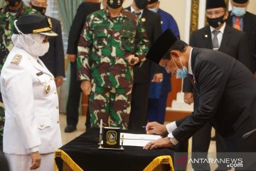 Gubernur Kepri lantik Rahma sebagai Wali Kota Tanjungpinang definitif
