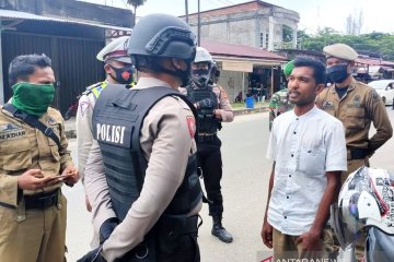 Pelanggar protokol kesehatan di Aceh Jaya dihukum baca Alquran