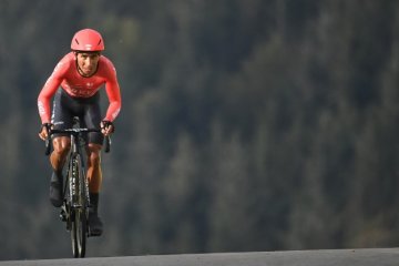 Polisi bebaskan dua orang ditahan karenaa doping Tour de France