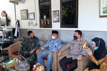 Kapolda NTB dan Danrem kunjungi pasangan SUKA setelah kericuhan