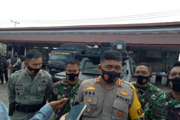 Polisi Mimika larang warga berkumpul cegah penularan COVID-19