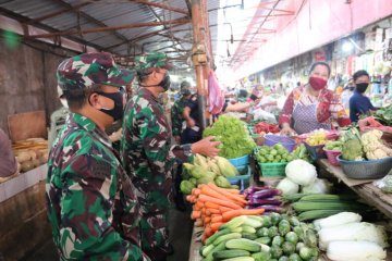 Awasi protokol kesehatan personel TNI diingatkan jaga kesehatan