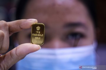 Harga emas Antam Kamis pagi naik Rp3.000 jadi Rp1,043 juta per gram
