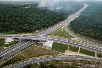 Gubernur : Peristirahatan di Tol Pekanbaru-Dumai dikelola UMKM lokal